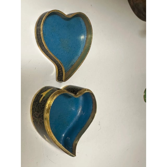 Metal Vintage Cloisonné Heart Shape Trinket Box For Sale - Image 7 of 8