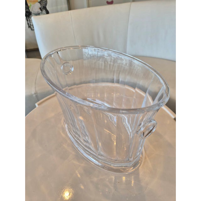 Mid 20th Century Clear Lucite Ribbed Ice Bucket For Sale - Image 5 of 5
