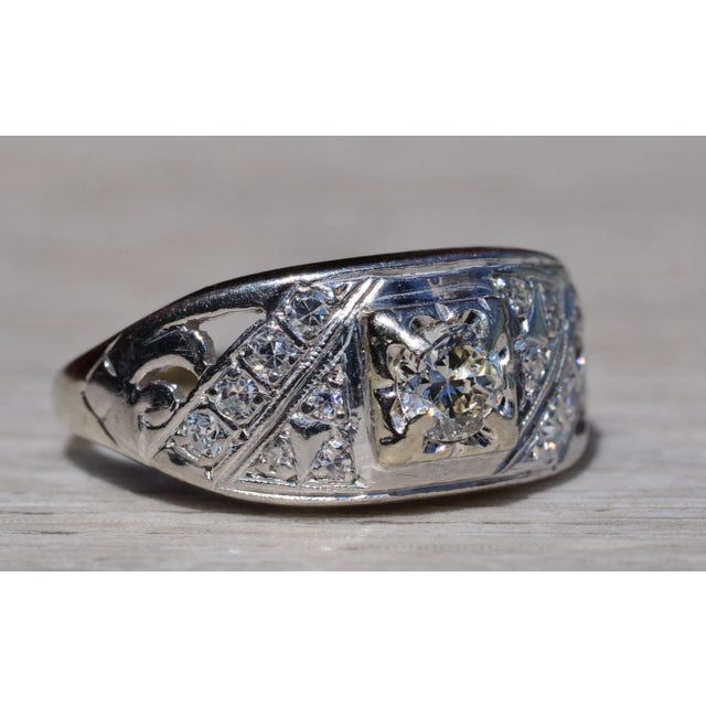 Metal The Yateritas: Ladies White Gold Diamond Engagement Ring For Sale - Image 7 of 10