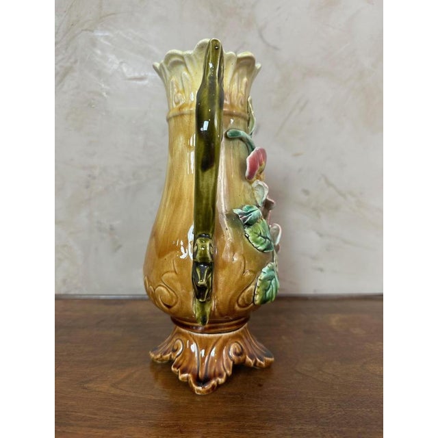 1900 - 1909 Antique Slipware Vase, 1900 For Sale - Image 5 of 12