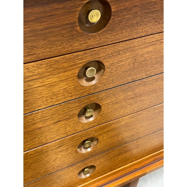 Vintage Apartment Sized Mid Century Modern Credenza, C. 1960’s For Sale - Image 9 of 14