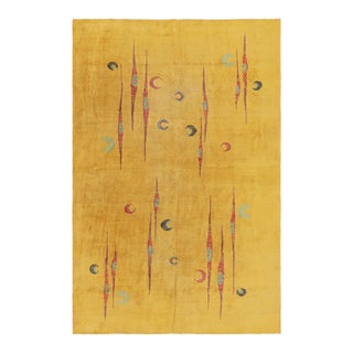 Vintage Zeki Müren Rug, Bold and Playful Geometric Pattern on Gold - Rug & Kilim For Sale