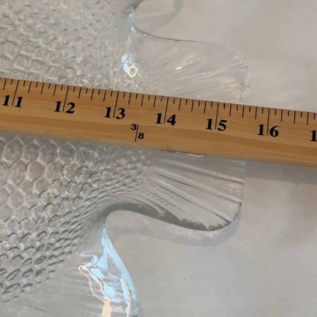 Vintage 1970s Arcoroc Clear Glass “Poisson” Textured Fish Platter Made in France For Sale - Image 13 of 14