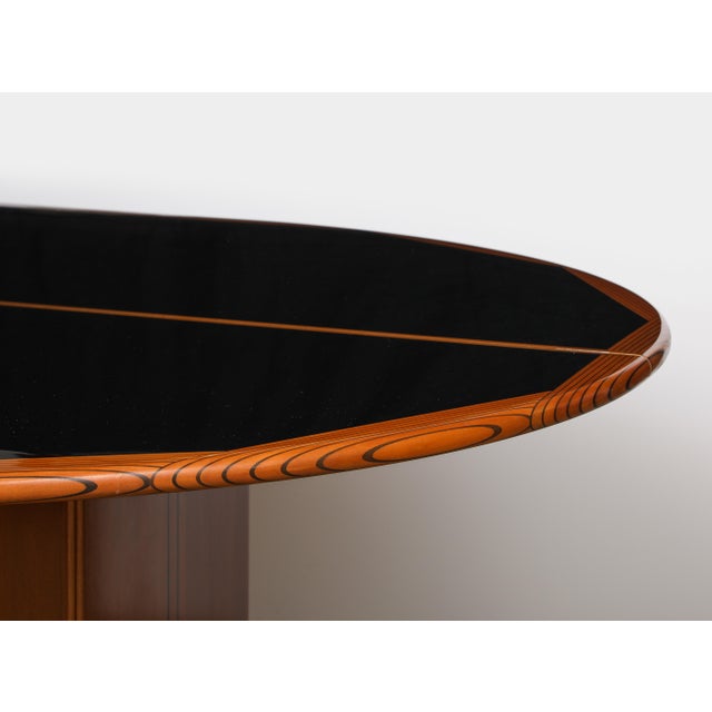 The Tobia & Afra Scarpa Large Africa Wooden Dining Table by Maxalto, hailing from 1970s Italy, epitomizes the sleek...