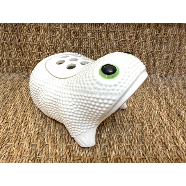 White Vintage Hobnail Frog Planter Flower Frog in the Style of Jean Roger For Sale - Image 8 of 12