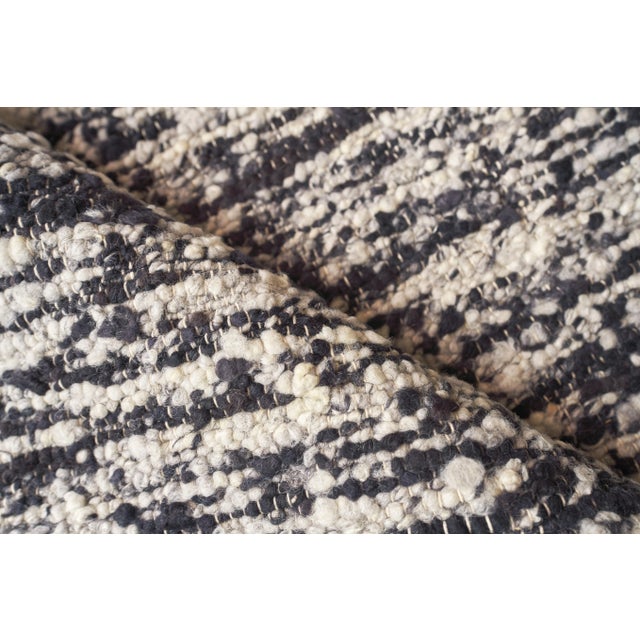 Exquisite Rugs Exquisite Rugs Tocayo Handmade New Zealand Wool Black Rug-12'X15' For Sale - Image 4 of 6