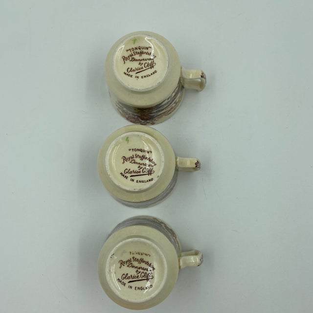 English Set of 3 Vintage Royal Staffordshire "Tonquin" Demitasse Cups by Clarice Cliff For Sale - Image 3 of 9