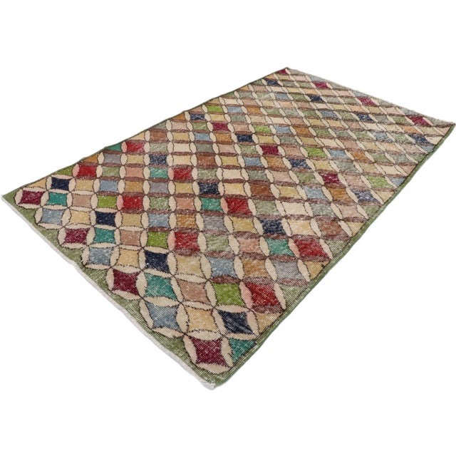 distressed vintage Turkish Sivas rug with rustic Mediterranean style. This hand knotted wool distressed vintage Turkish...