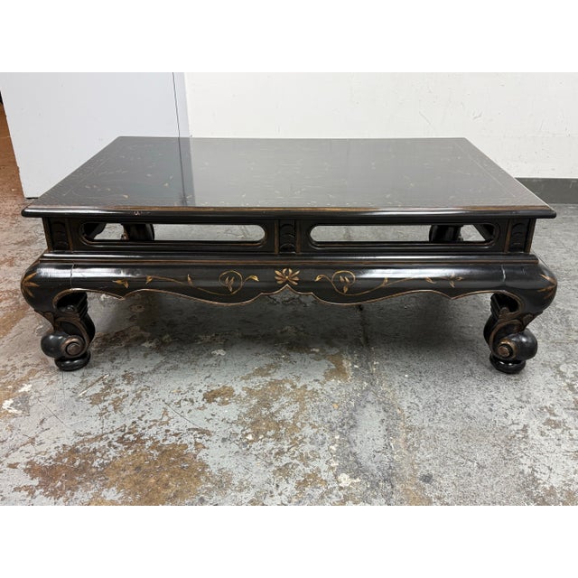 Design Plus Gallery presents the Et Cetera Cocktail Table from Drexel Heritage. This cocktail table has a black lacquered...
