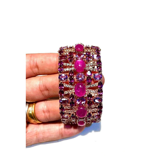 Bochic “Capri” Vintage Natural Ruby & Amethyst Cuff Set In 18K Gold & Silver For Sale - Image 12 of 15
