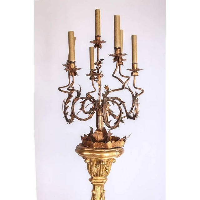 Baroque Early-18th Century Italian Giltwood Torchère or Floor Lamp, 1720 For Sale - Image 3 of 7