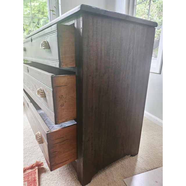 Antique Victorian Oak 3-Drawer Chest/ Dresser (c.1880-1890) For Sale - Image 10 of 13