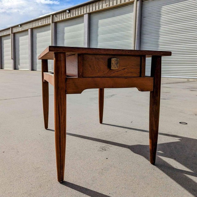 Mid-Century Modern Solid Wood Side Table by Red Lion Table Co., 1960s For Sale - Image 4 of 8