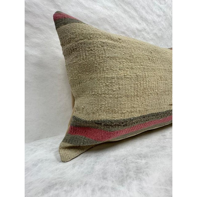 Turkish Hemp Pillow Cushion Natural Beige Fuchsia Pillow Cushion Cover 16" x 24" For Sale - Image 4 of 4