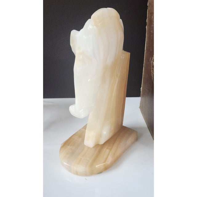1960s Mid-Century Mexican Banded Onyx Horse Head Bookends – Western Ranch Decor (Pair) For Sale In New York - Image 6 of 17