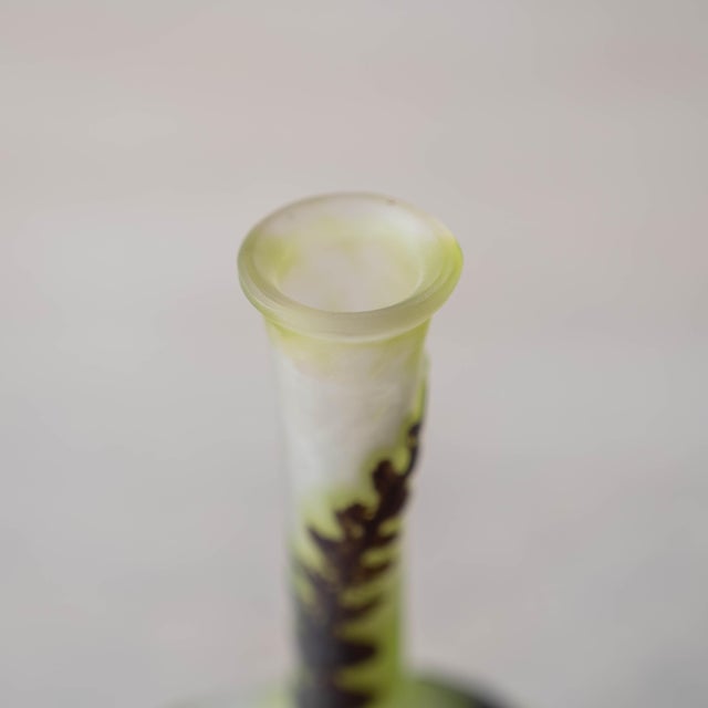 Green Galle Cameo Glass Banjo Fern Vase, c.1910 For Sale - Image 8 of 15