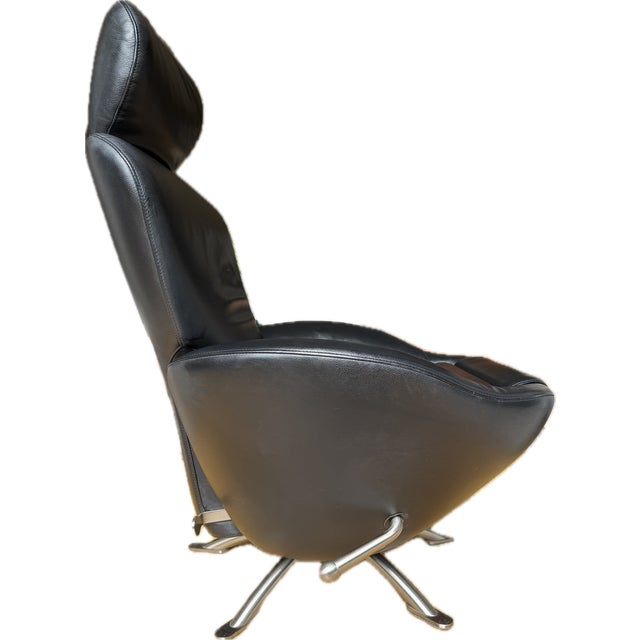 Black Leather Swivel Recliner Lounge Chair by Toshiyuki Kita for Cassina, Made in Italy For Sale