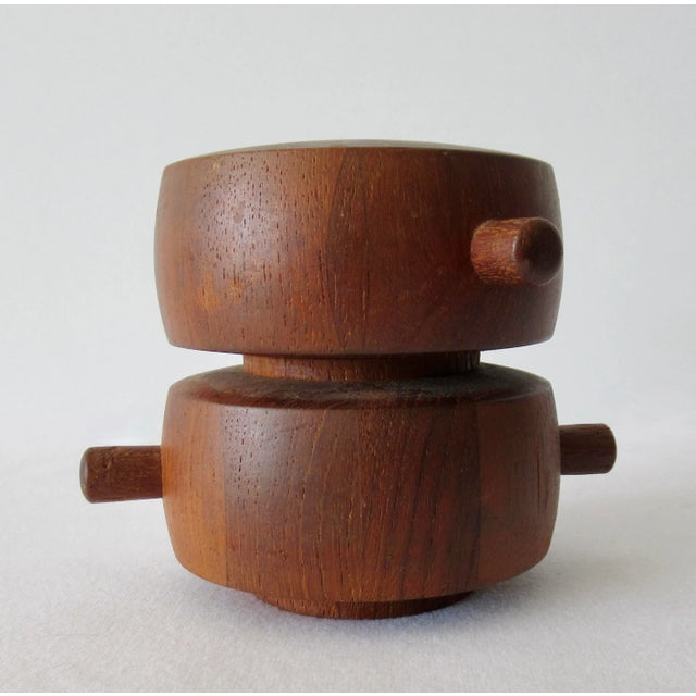 Dansk C.1970's Jens Quistgaard (Design) for Dansk Int'l. Denmark Dual Teak Salt & Pepper Shaker For Sale - Image 4 of 12