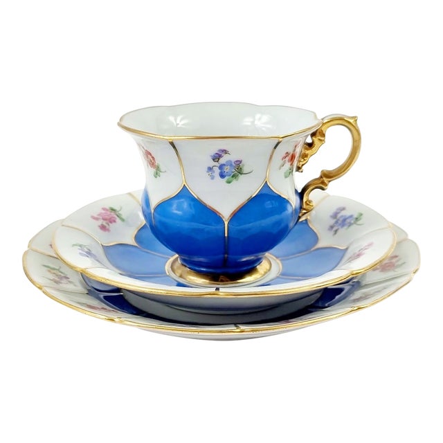 Meissen Porcelain 'B-Form' Cup, Saucer & Dessert Plate, Germany, 1920s-1930s For Sale