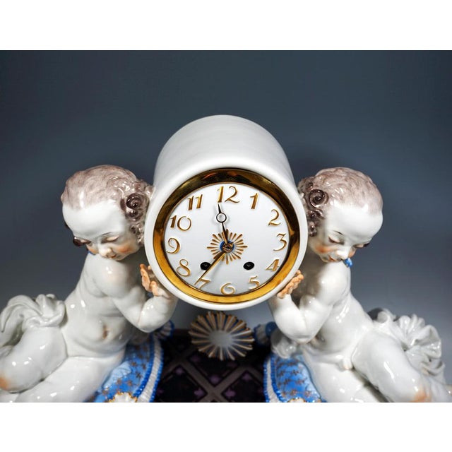 1920s Vintage Art Deco Mantle Clock with Two Putti by Paul Scheurich for Meissen, 1920s For Sale - Image 5 of 13