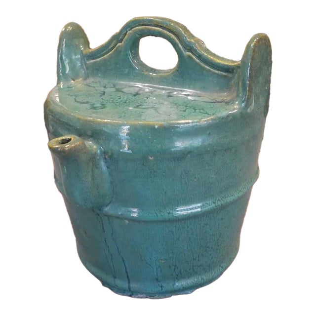 Early 20th Century Chinese Emerald Green Glazed Shiwan Pottery Well Bucket Form Water Pot For Sale