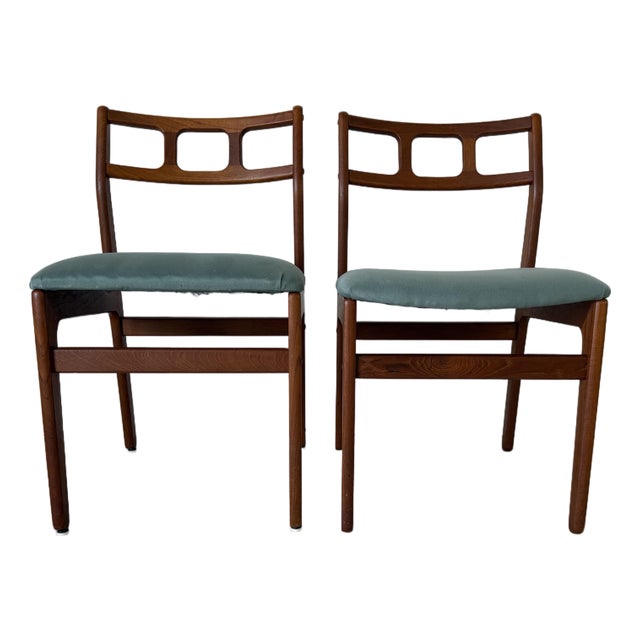 1970s Mid-Century Danish Modern D-Scan Teak Dining Chairs – Pair For Sale