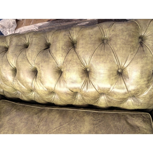 Avery Boardman Designer Green Leather Chesterfield Loveseat For Sale In New York - Image 6 of 8