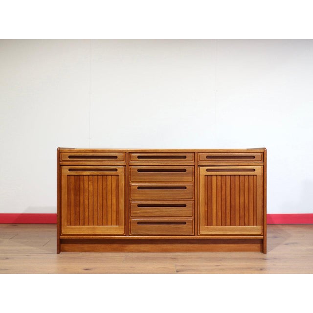 Mid Century Modern Vintage Teak Danish Sideboard Credenza in the Style of Dyrlund For Sale In Greensboro - Image 6 of 14