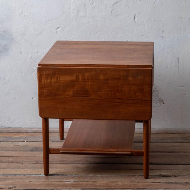 Hans J. Wegner Sewing Table, Model at-33, 1960s For Sale - Image 10 of 17