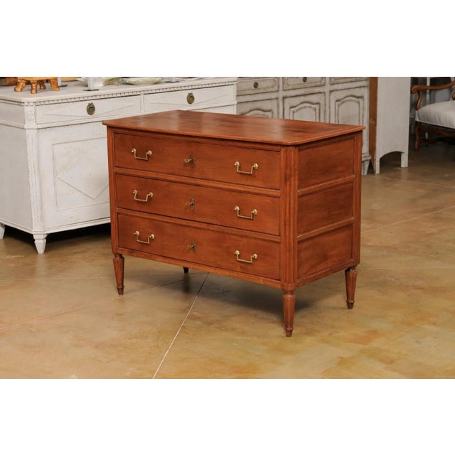 Late 18th Century French 1790s Louis XVI Period Cherry Three-Drawer Commode with Fluted Side Posts For Sale - Image 12 of 13