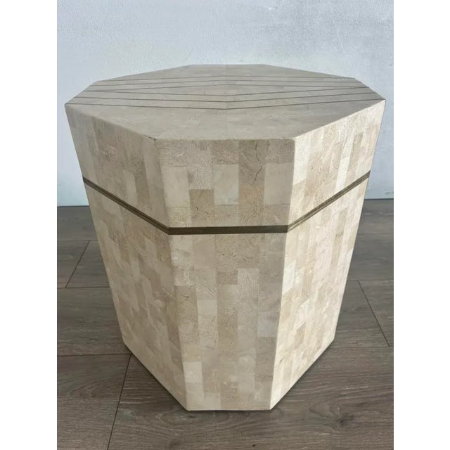 1980s Tessellated Coral & Brass Inlay Maitland Smith Hinged Side Table Box For Sale - Image 5 of 11