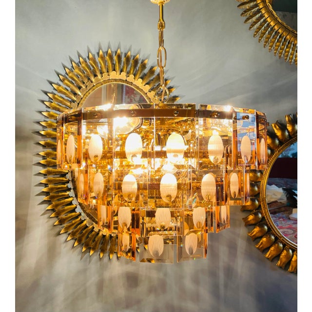 Rare kinkeldey model, faceted and carved glass, gold plated frame, classic of this model of lamps. Great Lamp with a Gold-...