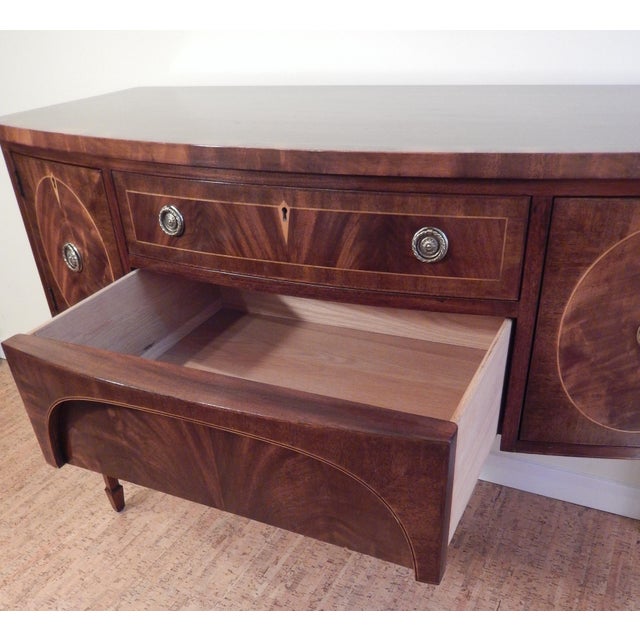 Henkel Harris Late 20th Century Bespoke Henkel Harris Mahogany Sideboard For Sale - Image 4 of 8
