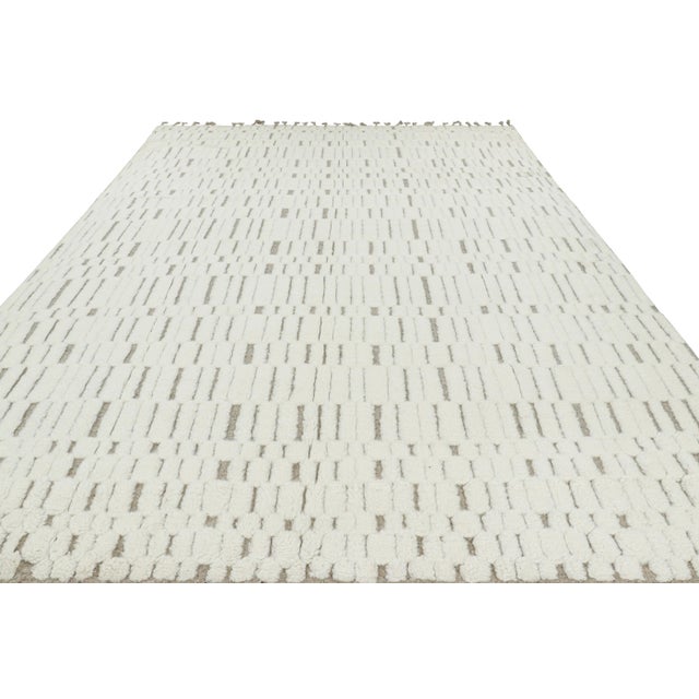 2010s Rug & Kilim’s Contemporary Rug in White With High-Low Geometric Patterns For Sale - Image 5 of 7