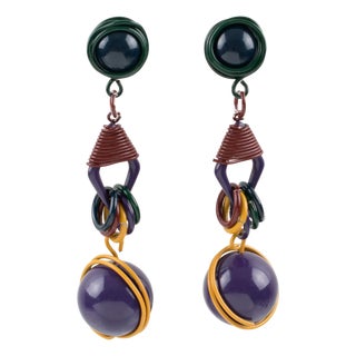 Space Age Futuristic Multicolor Wired Dangle Clip Earrings For Sale