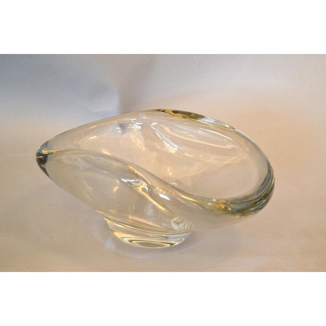 American Vintage Heavy Hand Molded Crystal Glass Clear Art Glass Bowl Fostoria For Sale - Image 11 of 11