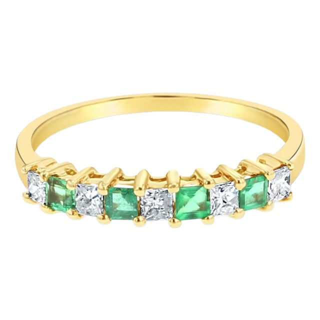 Diamond & Emerald Wedding Band .66cttw 14k Yellow Gold, Size 5 For Sale