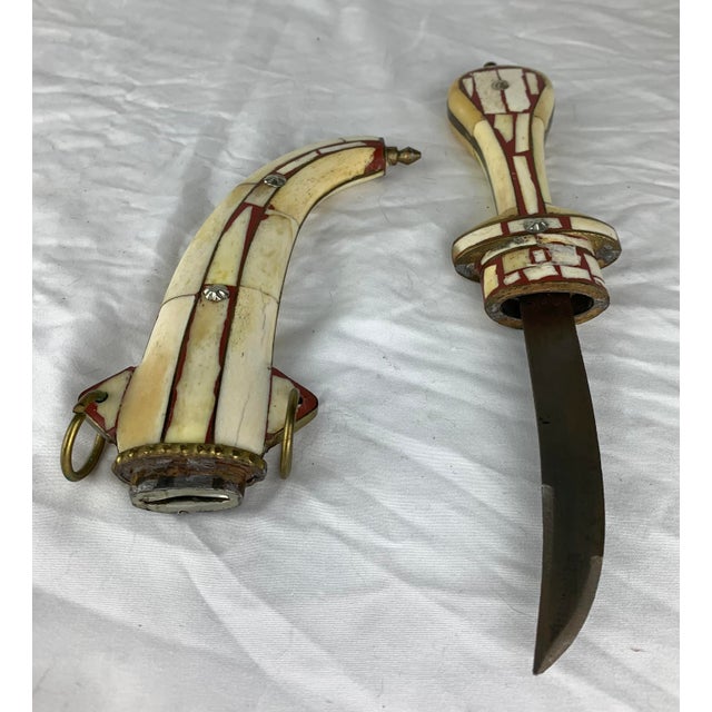 Traditional Curved Moroccan Dagger For Sale - Image 9 of 11