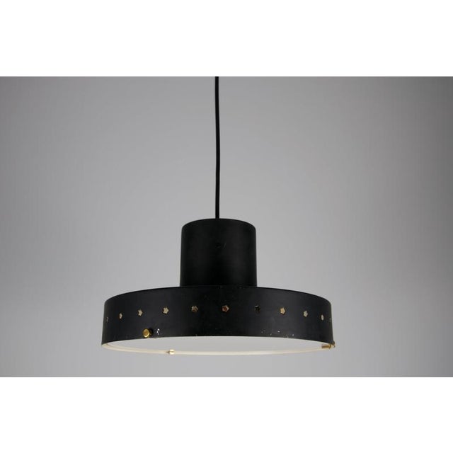 1960s Black Metal and Opaline Glass Pendant Lamp attributed to Stilnovo, Italy, 1960s For Sale - Image 5 of 13