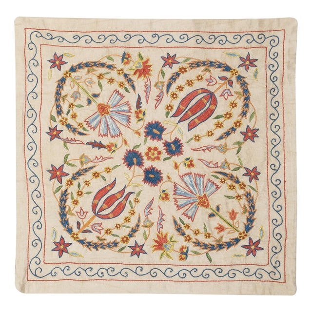 20"x20" Embroidered 100% Silk Pillowcase. Handmade Cushion. Modern Throw Pillow For Sale