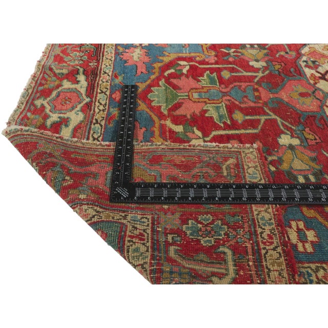 Textile Early 20th Century Antique Persian Serapi Rug, 04'09 X 06'01 For Sale - Image 7 of 11