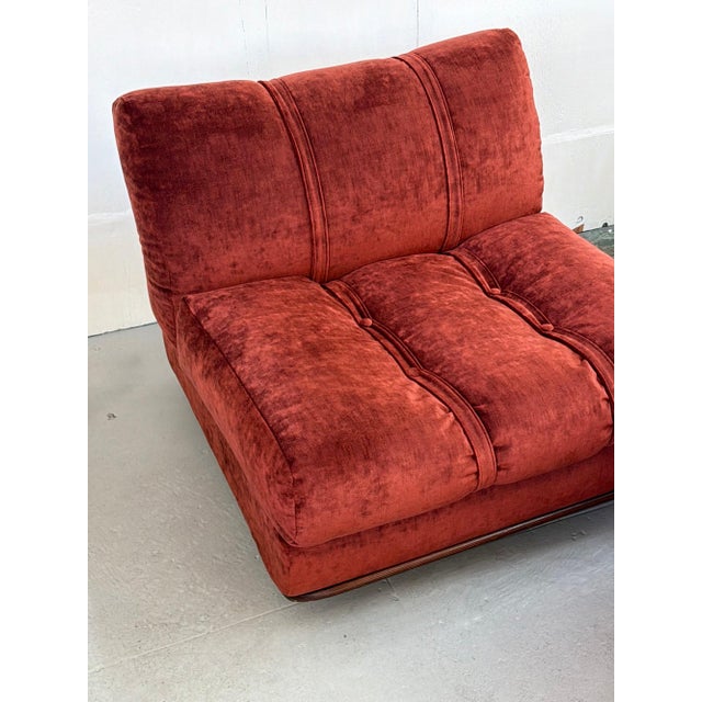 Mid-Century Modern Italian Walnut Bentwood Lounge Chair in Maharam Velvet For Sale - Image 3 of 4