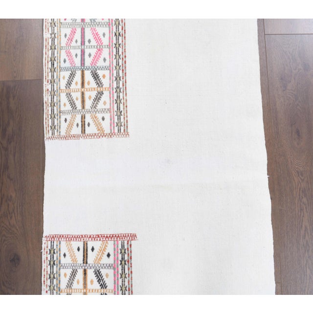 Vintage Turkish Oushak Handmade Wool Cotton White Kilim Runner For Sale - Image 4 of 9