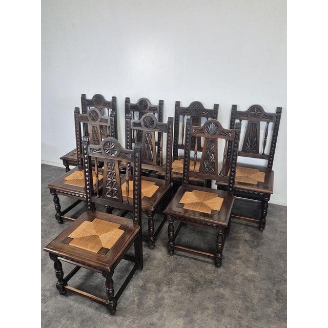 Breton Carved Chairs with Straw Seats, Set of 8, in Very Good conditions.