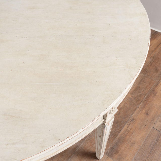 Early 21st Century Large Round White Swedish Gustavian Style Dining Table, Reproduction For Sale - Image 5 of 15