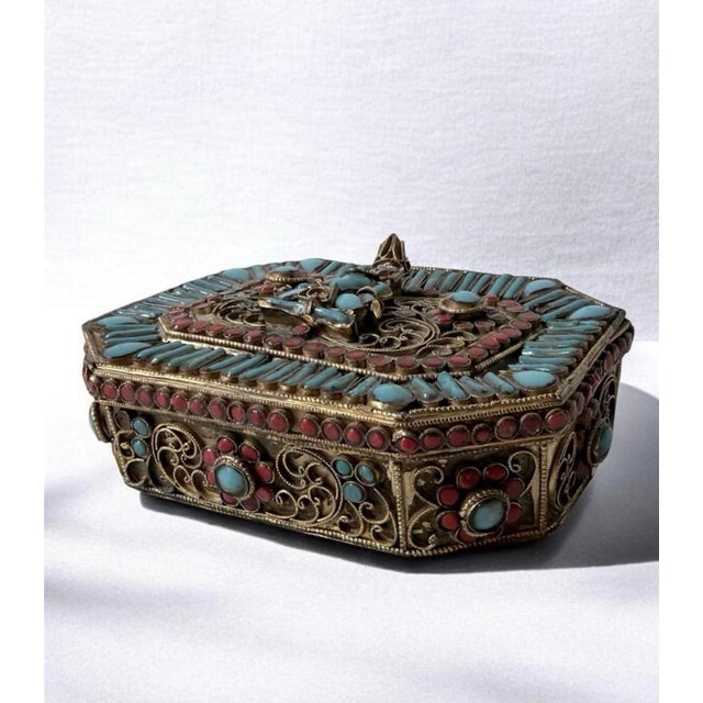 Boho Chic 1950s Tibetan or Nepalese Filigree Prayer Box (Ghau) Featuring a Central Deity Figure For Sale - Image 3 of 12
