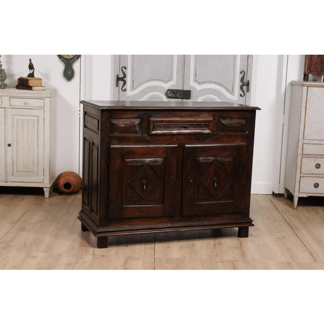 Louis XIII Style French 19th Century Walnut Buffet with Carved Diamond Motifs For Sale In Atlanta - Image 6 of 12