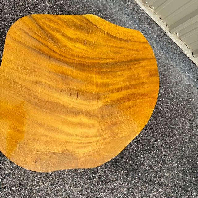 1950s 1950s Hawaiian Koa Wood Biomorphic Coffee Table, End Table For Sale - Image 5 of 10