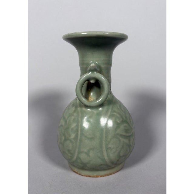 Ceramic Celadon stoneware vase Longquan Yuan-Ming Dynasty - China For Sale - Image 7 of 7