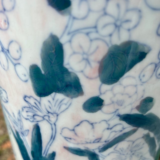 Vintage Blue and White Chinoiserie Porcelain Hand-Painted Floral Umbrella Stand For Sale - Image 9 of 12